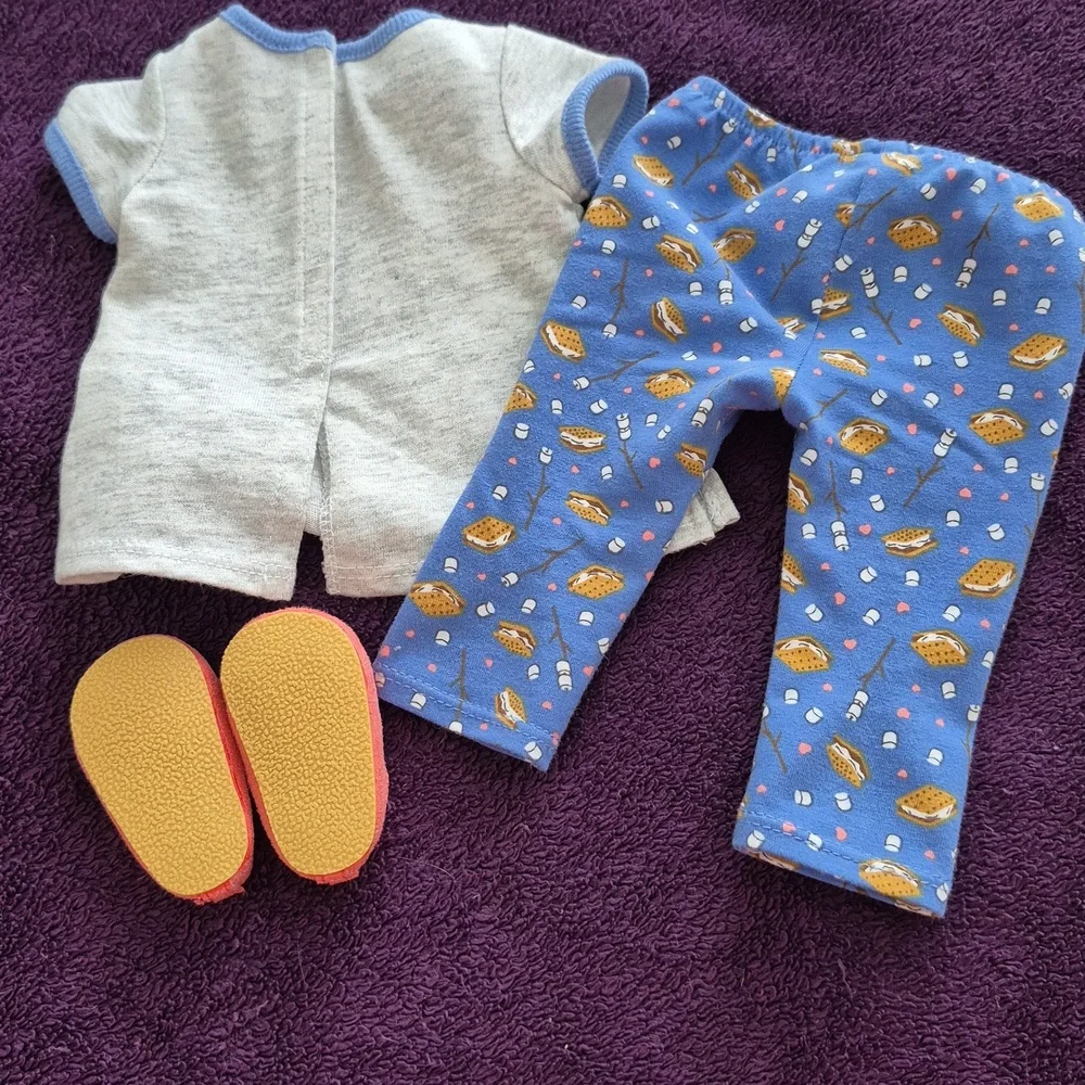 RETIRED American Girl S'more Fun Pajamas For Dolls - Picture 2 of 9